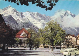 AK 212970 GERMANY - Garmisch-Partenkirchen - Marktplatz Mit Spielbank - Garmisch-Partenkirchen