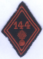 Insigne Losange De Bras Du 144e Régiment D'Infanterie - Stoffabzeichen