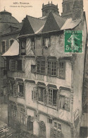 FRANCE - Rennes - Vue Sur La Maison De Dugueslin - Vue Panoramique - Face à L'entrée - Carte Postale Ancienne - Rennes