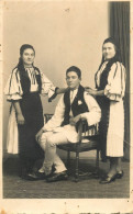 Romania Souvenir Photo Postcard Studio Fotografic New York Jean Feldman Bucuresti Folk Types Costumes - Rumania