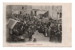 89 VERMENTON Le Marché - Edit Desvignes - Carrioles Attelées - Marchands - Magasin De Nouveautés - Très Animée - Vermenton