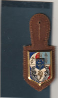 *** MILITARIA **   Médaille Avec Baudrier Cuir CRS Unité Motocycliste. Compagnie Républicaine De Sécurité   Yoestar Sens - Frankreich