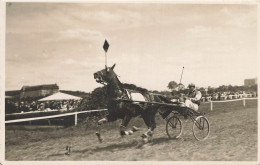 D6389 Sport Champ De Course Jockey - Hippisme