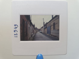 Photo Diapo Diapositive Slide 28 LAONS Vers Brézolles Rue Auto VW Le 23/02/1996 VOIR ZOOM - Diapositives