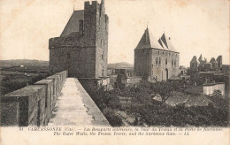 FRANCE - Carcassonne - Cité - Les Remparts Intérieurs - Tour Du Tréseau Et La Porte De Narbonne - Carte Postale Ancienne - Carcassonne