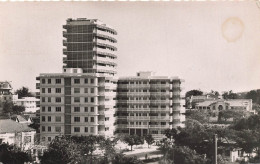 Dakar , Sénégal * Le Building ( 13 étages ) * Architecte Architecture Immeuble - Senegal