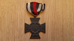Médaille Croix D'honneur Allemande HINDENBURG 1914-1918 WW1 - Deutsches Reich