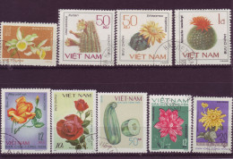 Asie - Vietnam - Flore - 9 Timbres Différents  - 6915 - Viêt-Nam