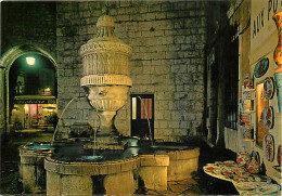 06 - Vence - La Vieille  Fontaine Provençale Place Du Peyra - Vue De Nuit - CPM - Carte Neuve - Voir Scans Recto-Verso - Vence