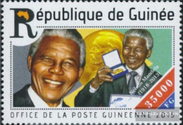 Guinea 11147 (complete. Issue) Unmounted Mint / Never Hinged 2015 Nelson Mandela - Guinea (1958-...)