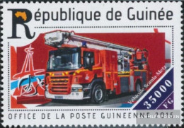 Guinea 11062 (complete. Issue) Unmounted Mint / Never Hinged 2015 Fire Truck - Guinea (1958-...)