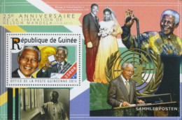 Guinea Miniature Sheet 2525 (complete. Issue) Unmounted Mint / Never Hinged 2015 Nelson Mandela - Guinea (1958-...)