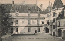 FRANCE - Chaumont - Le Château - Cour D'honneur - Entrée Et Aile Du Levant - Carte Postale Ancienne - Autres & Non Classés