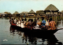 N°1181 Z -cpsm Fête Au Village Lacustre Ganvier - Benin
