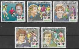 CENTRAFRIQUE - COUPE DU MONDE DE FOOTBALL AU MEXIQUE EN 1986  - N° 702 A 705 ET PA 330 - NEUF** MNH - 1986 – Mexique