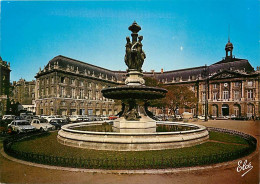 Automobiles - Bordeaux - La Place De La Bourse Et La Fontaine Des Trois Grâces - Carte Neuve - CPM - Voir Scans Recto-Ve - PKW