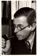 N°1221 Z -cpsm Jean Paul Sartre - Ecrivains