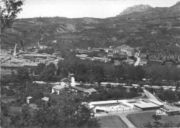 26-BUIS-LES-BARONNIES- VUE GENERALE ET PISCINE - Buis-les-Baronnies