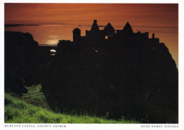 1 AK Northern Ireland / Nordirland * Dunluce Castle - Eine Der Größten Ruinen Einer Mittelalterlichen Burg In Irland * - Antrim