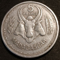 MADAGASCAR - 5 FRANCS 1953 - KM 5 - Madagascar