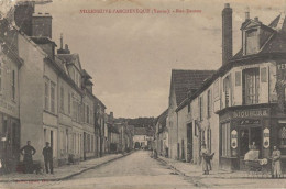 133613 - Villeneuve-l’Archevêque - Frankreich - Rue Danton - Villeneuve-l'Archevêque