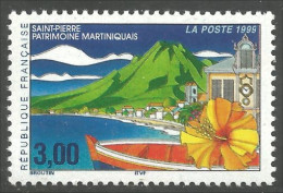 362 France Yv 3244 Martinique Montagne Mount Pelée Volcan Volcano Barque Bateau Boat Schiff MNH ** Neuf SC (3244-1a) - Vulkanen