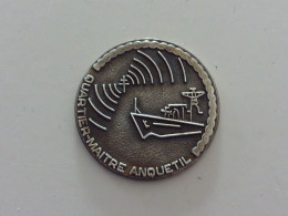 (Militaria - Marine....) -  Médaille Aviso " Quartier Maitre ANQUETIL " ......voir Scans - Marinera