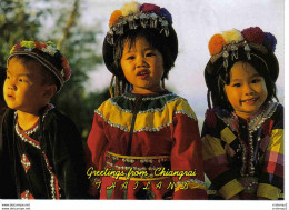 Thailand Thaïlande Greetings From Chiangrai BEAUX ENFANTS Costumes Photo Jatuporn Rutnin Vis Art Bangkok VOIR DOS - Groupes D'enfants & Familles