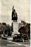 Winchester - King Alfred Statue - Winchester