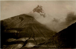 Mt. Noauruhor In Eruption - Vulcano - New Zealand - Neuseeland