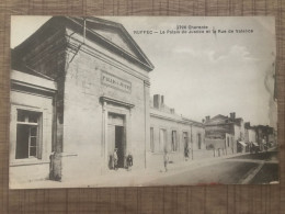  RUFFEC Le Palais De Justice Et La Rue De Valence  - Ruffec