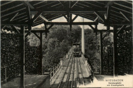 Wiesbaden, Nerobergbahn Mit Einsteigehalle - Wiesbaden