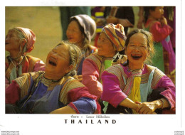 North Thailand Thaïlande Lesor Hilltribes Chiangrai Femme Très Souriantes Makmai Studio VOIR DOS - Tailandia
