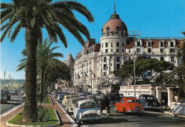 CP06 Nice Promenade Des Anglais .Voitures  Dauphine Jaguar Vw  4CV - Cafés, Hôtels, Restaurants