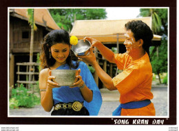 North Thailand Thailande Song Kran Day Ceremony Of Throwing Water - Tailandia