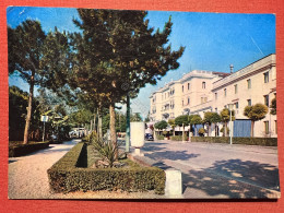 Cartolina - Abano Terme ( Padova ) - Via Pietro D'Abano E Giardini - 1964 - Padova (Padua)