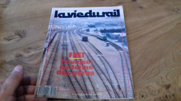 155/ LA VIE DU RAIL N° 2329  / JANVIER  1992   /  FRET POURQUOI ON FERME DES GARES - Treinen