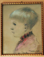Authentique Dessin- Fusain Art Déco.- "Portrait Vu De Profil" Signé P. PATREC 1928.- Encadré Vitré. - Drawings