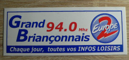 RADIO : AUTOCOLLANT EUROPE 2 GRAND BRIANCONNAIS - Stickers