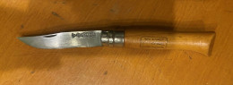 Couteau OPINEL. France. (H288) - Armes Blanches