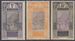 Guinée Française 1912-1944 - N° 77 à 79 (YT) N° 76 à 78 (AM) Neufs *. - Unused Stamps