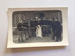 Carte Postale Ancienne (1912) Bouillon École Régimentaire Baptême Wéber Branders - Régiments