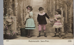 Children / Kinderen - Mademoiselle Sans Pitié - Groupes D'enfants & Familles