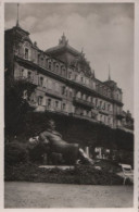 63054 - Marienbad - Goethedenkmal Mit Hotel Weimar - Ca. 1940 - Boehmen Und Maehren