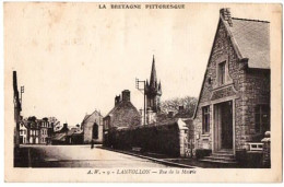 LANVOLLON - Rue De La Mairie - ( 1930? ) - - Lanvollon