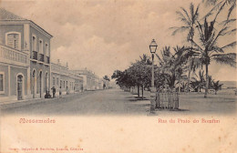 Angola - MOÇÂMEDES - Street Of TheBomfim Beach - Publ. Osorio, Delgado & Bandeira  - Angola