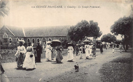 Guinée - CONAKRY - Le Temple Protestant (sortie De La Messe) - Ed. Beynis Frères 112 - Guinée