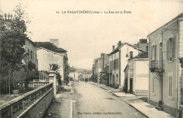 42* LA PACAUDIERE  Rue De La Poste       RL34.0945 - La Pacaudiere