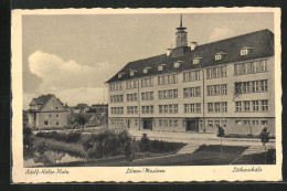 AK Lötzen In Masuren, Platz Mit Lutherschule  - Ostpreussen