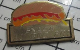 1618A  Pins Pin's / Rare & Belle Qualité ALIMENTATION / HAMBURGER SNACK AU BEC FIN - Levensmiddelen